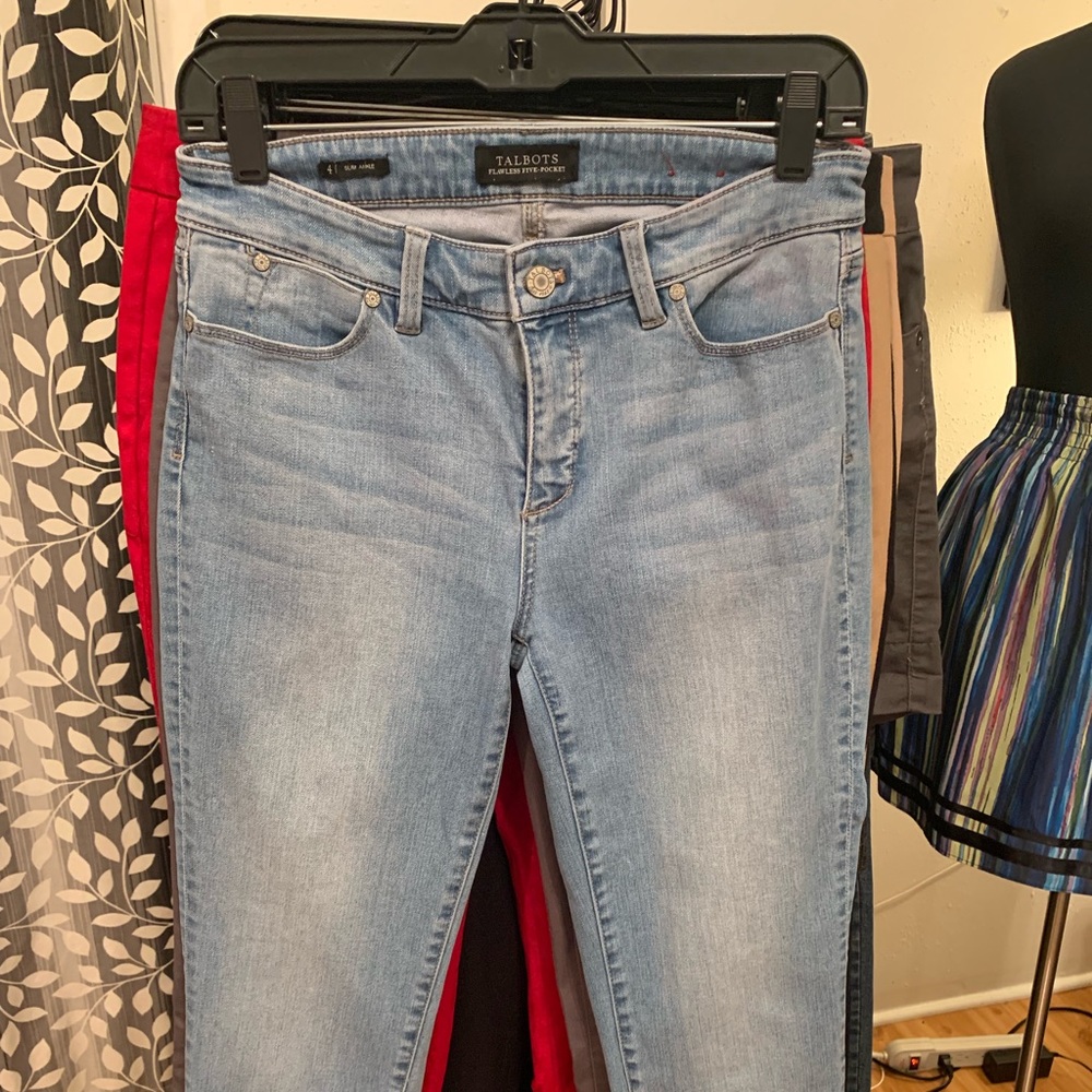 Jeans